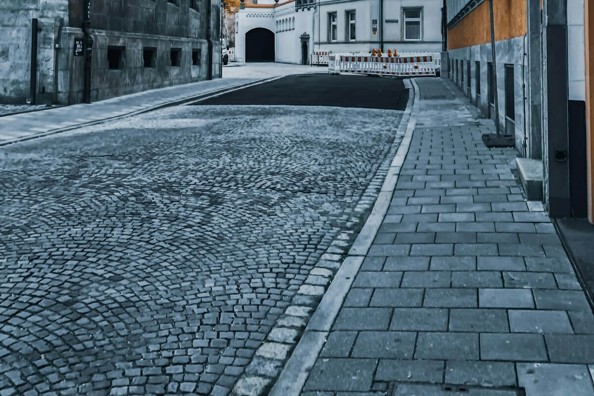 The Aesthetic Appeal Of Brick Walkways